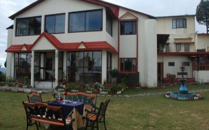 Classic Hill Top Resorts Chamba