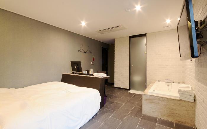 Queens Hotel Seomyeon
