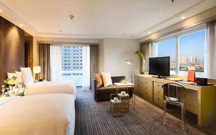 Midas Hotel and Casino
