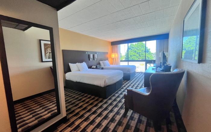 M Hotel Buffalo Airport