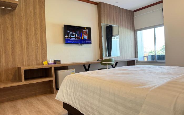 Dee Prom Hotel