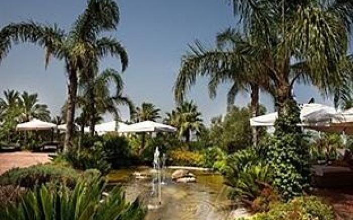 Il Baglio Della Luna Relais by Le Dhome Sicily