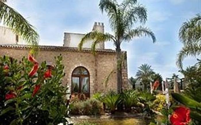 Il Baglio Della Luna Relais by Le Dhome Sicily