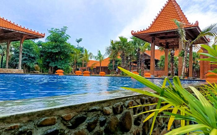 ONO JOGLO RESORT AND CONVENTION JEPARA