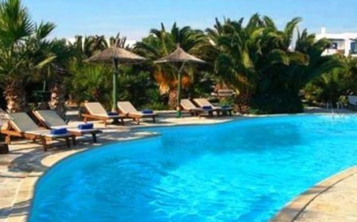 Medusa Beach Resort & Suites