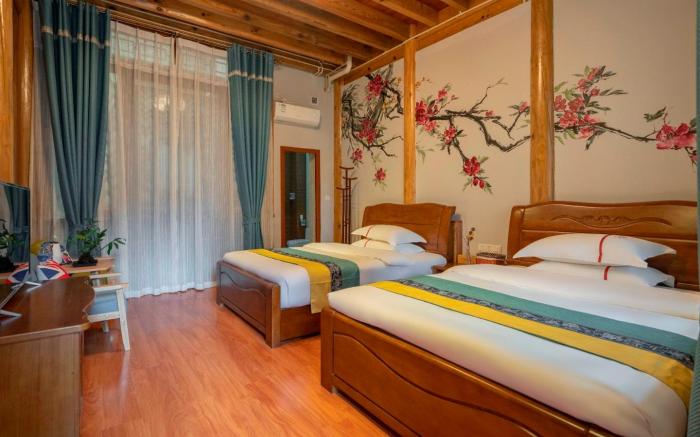 Floral Hotel Tengchong Moshang Huakai Hot Spring