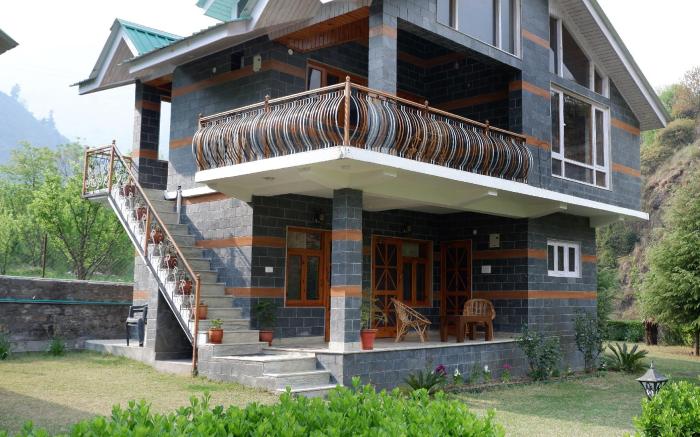 Shree Ganga Cottages Restaurant And Bar