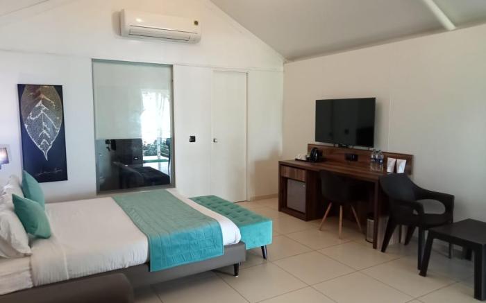 White Feather Resort Kauncha