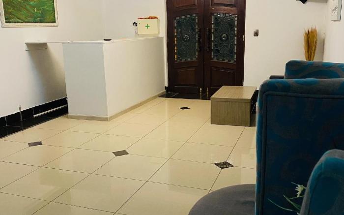 Airport Royal Guest House