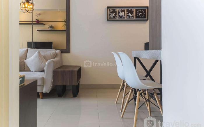 Chic 2BR Grand Kamala Lagoon Apt By Travelio