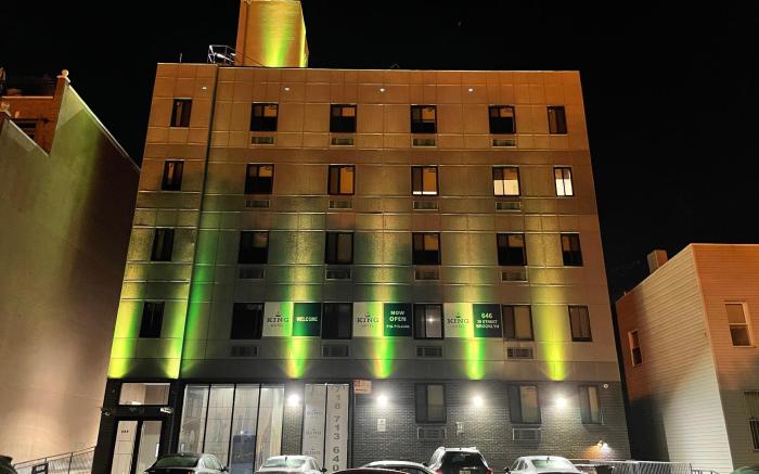 King Hotel Brooklyn Sunset Park