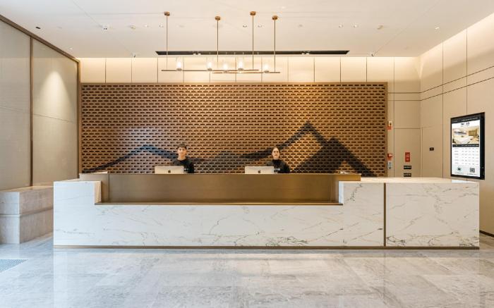 Atour Hotel Yiwu International Trade City Passenger Center