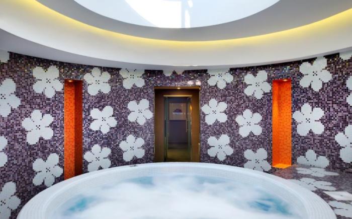 Hues Boutique Hotel