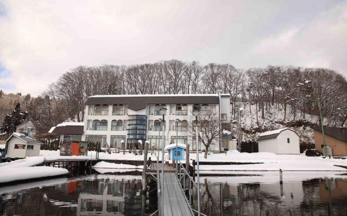 Nojiri Lake Resort