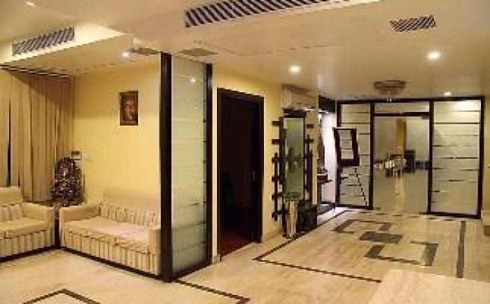 Gold Leaf Hotel