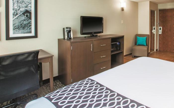 La Quinta Inn & Suites by Wyndham Sturbridge