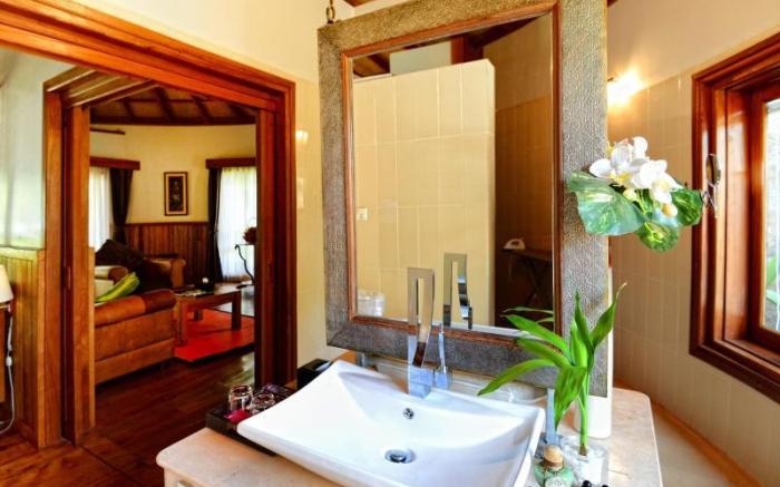 Nataya Round House Coral Bay Resort