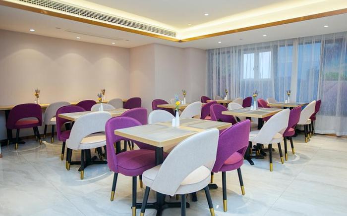 Lavande Hotel Pingxiang Runda International High-speed Railway Station