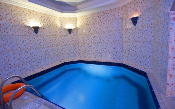 OYO 612 Royal Inn Villas
