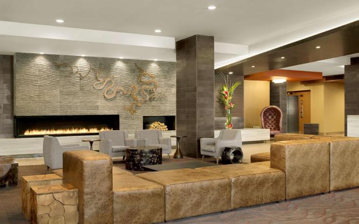 The Broadway Columbia - a DoubleTree by Hilton