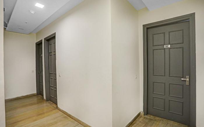 Super Townhouse Mannat Rohini 16