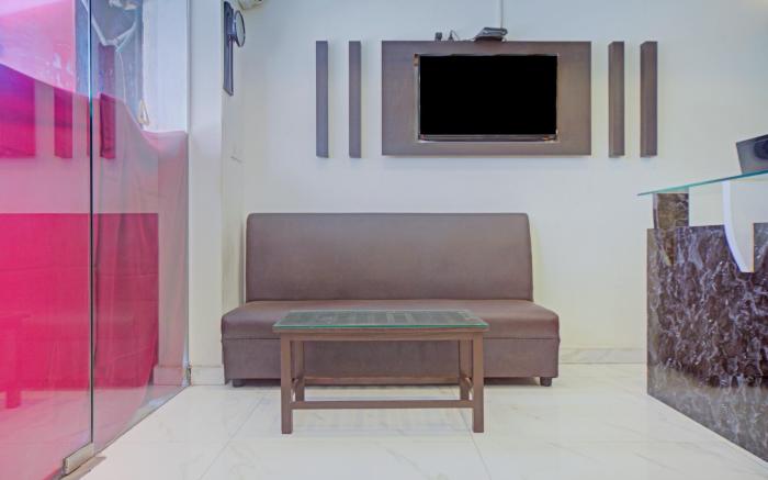 Hotel O Holiday