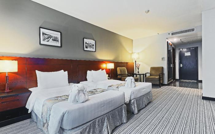 Hotel Sixty3