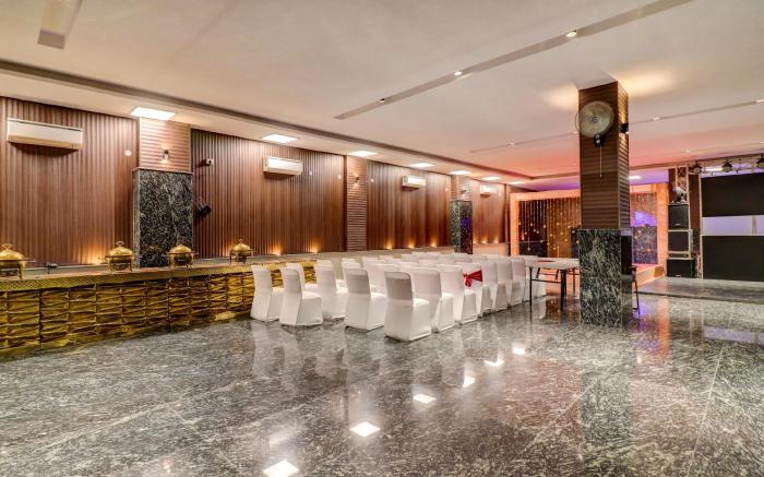 TREEBO TRYST GREEN EARTH