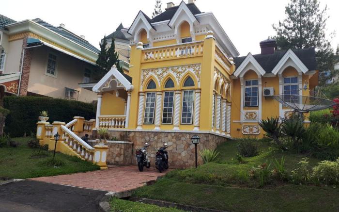 Zevannya Villa Castle Hook J Kota Bunga