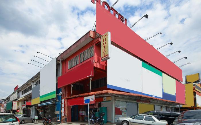 SUPER OYO 90345 Tm Hotel