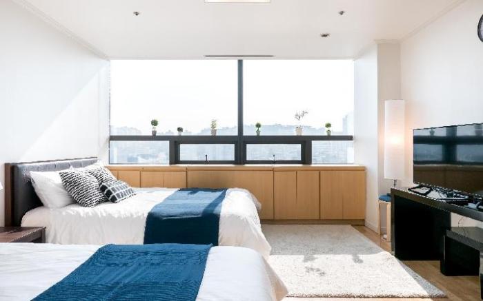 Willow House Hongdae