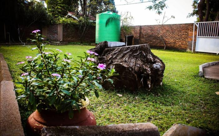 River-Ridge Guest House