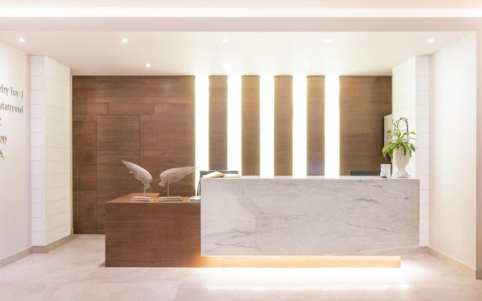 King Maron Wellness Beach Hotel