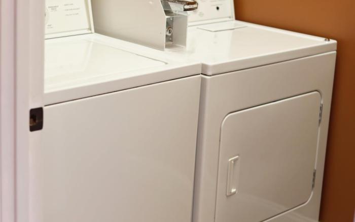 Depot Inn & Suites