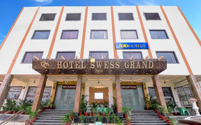 FabHotel Swess Grand