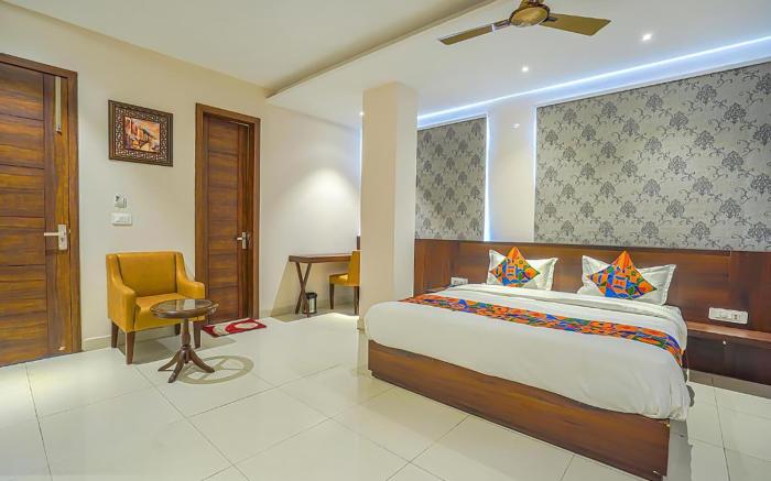 FabHotel Prime Empire