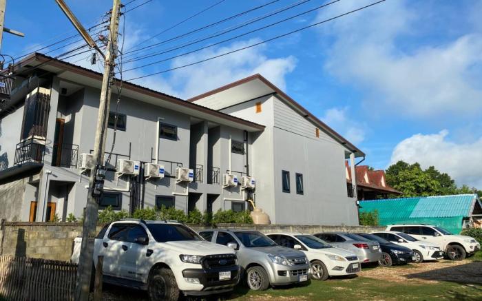 Nan Arena Place