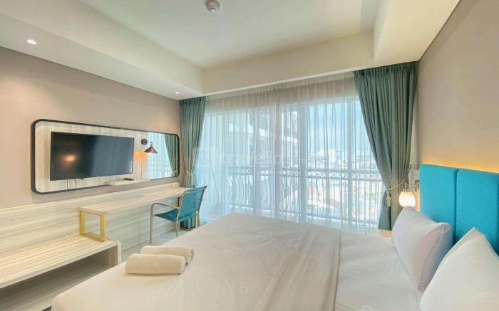 Modern Studio Green Kosambi Apartment By Travelio