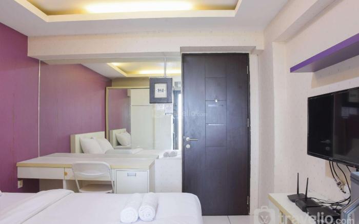 Homey Studio @Kebagusan City Apartment By Travelio