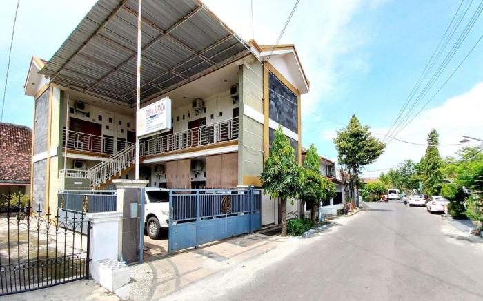 Griya Juanda Syariah near RS Dharma Husada Probolinggo Mitra RedDoorz