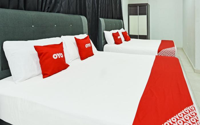 Super OYO 90364 Hotel Gemilang