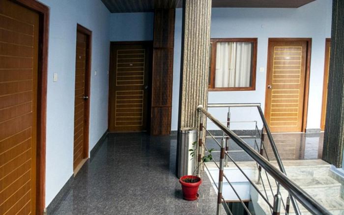 Goroomgo Divine Hills Shimla