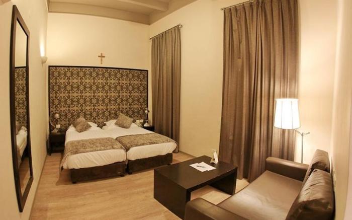 Notre Dame Center Guest House
