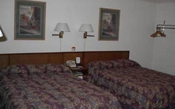 Cozy Corner Motel