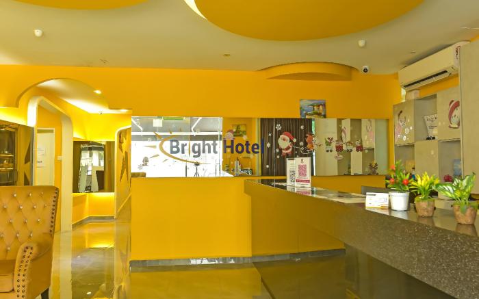 OYO 90484 Bright Hotel