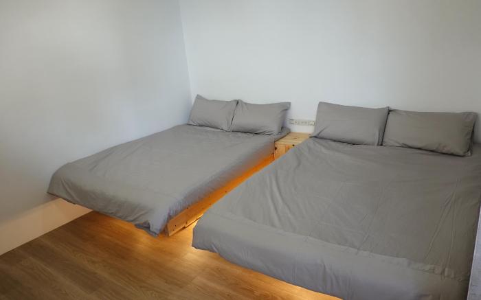 Wootz - Comfy Quad Room