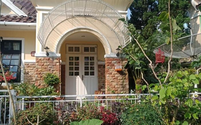 Villa Wubao kota bunga 3 kamar favorite