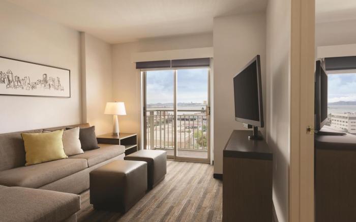 Hyatt House Emeryville San Francisco