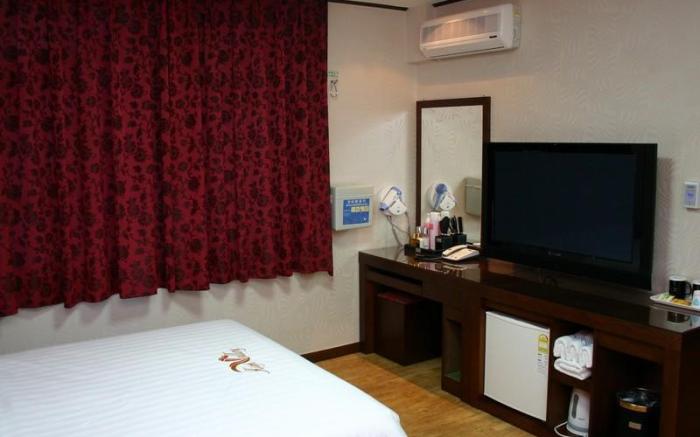 Goodstay HighValley Hotel