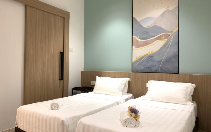 Paradise Suite 704 @Sutera Avenue, Twin Single Bed